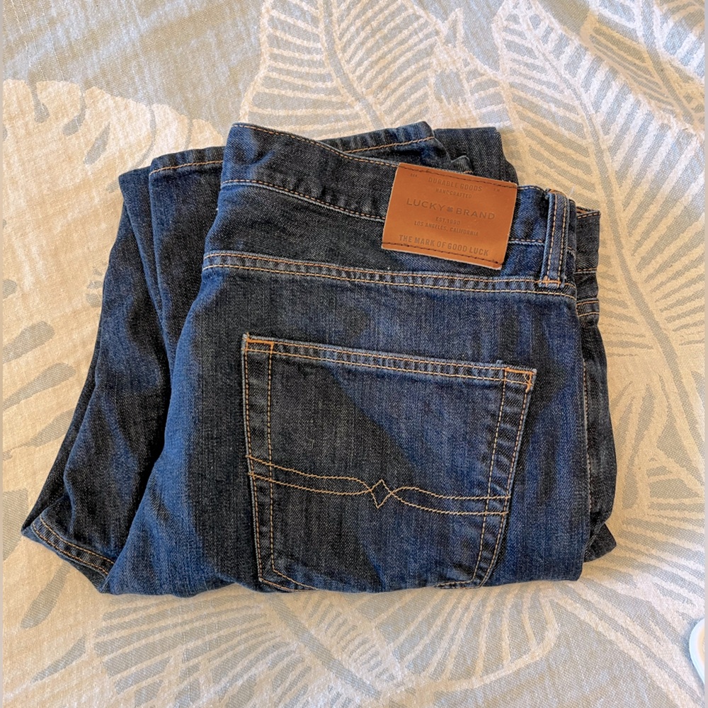 Lucky men’s 36x32 jeans
